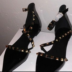 Fashion nova studded pointed toe flats